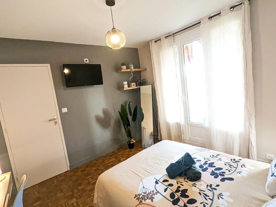 Cosy Mure 4Ch - Stationnement Gratuit Pau Exterior photo